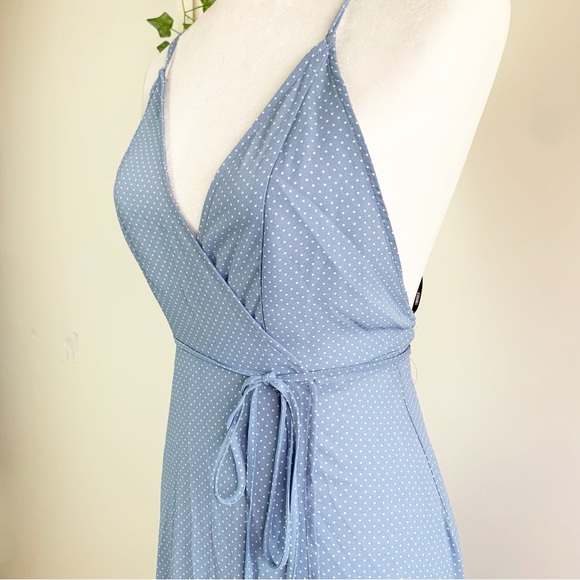 ✨NWT✨ Forever 21 Polka Dot Maxi Wrap Dress - Picture 5 of 10